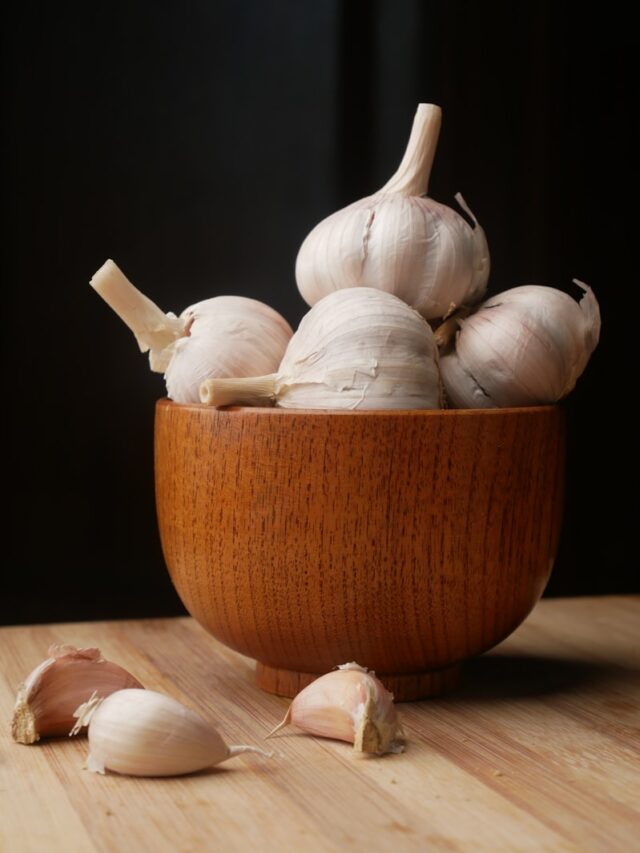 Common Mistakes When Cooking with Garlic and How to Avoid Them